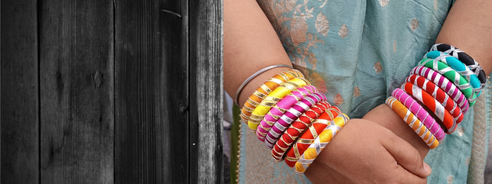 Handcrafted
Gotapatti Bangles